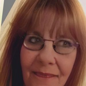 Meet your Posher, Cynthia